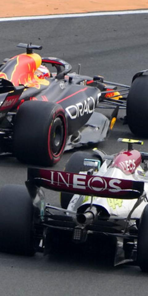 Max Verstappen adelanta a Lewis Hamilton. Cuotas y picks del Gran Premio de Italia de Fórmula 1.