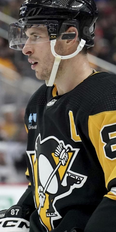Penguins vs Flyers picks. Crosby shot totals