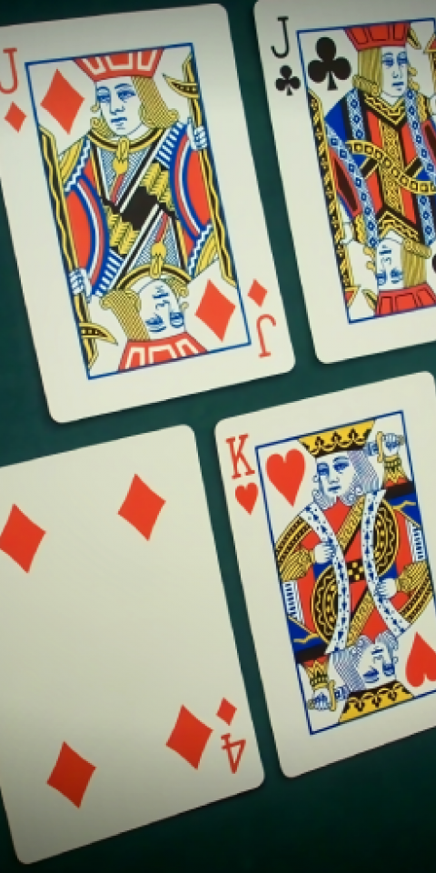 how to play pai gow poker cards arranged