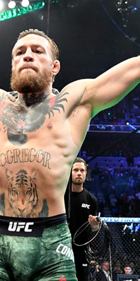 Conor McGregor acknowledges crowd ahead of fight with Donald Cerrone