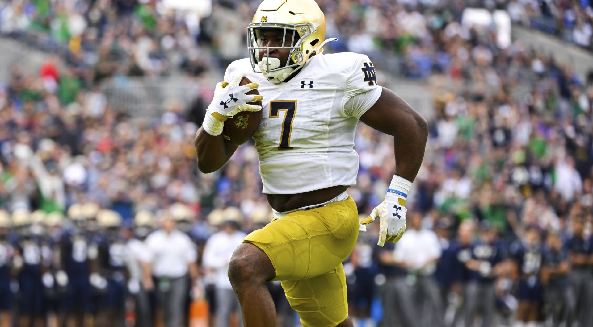 Can Audric Estime push Fighting Irish over favorites USC? Notre Dame vs USC picks and odds