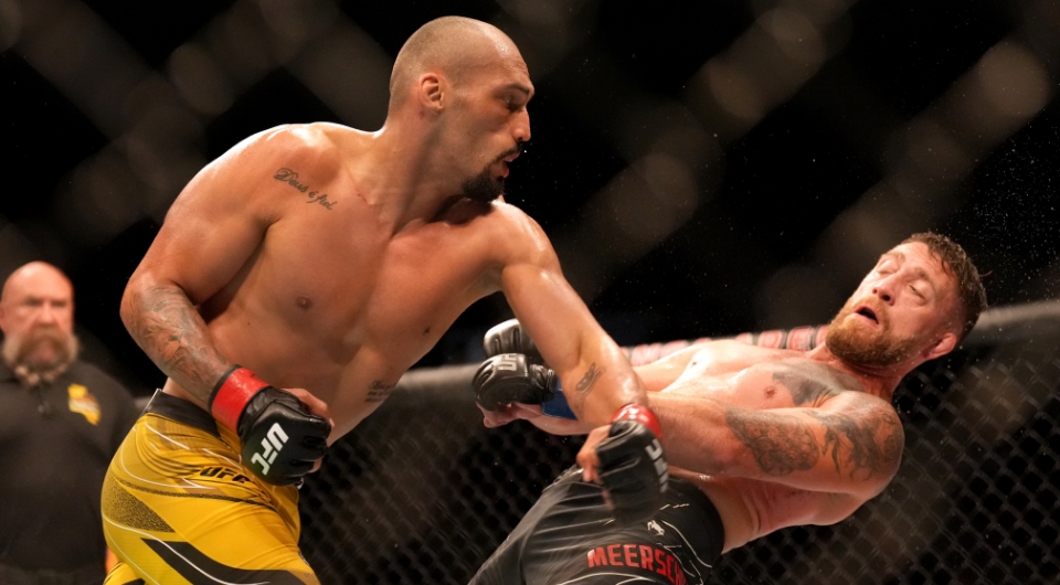 UFC Fight Night: Tavares-Silva live stream, start time, odds, predictions,  betting splits - DraftKings Network