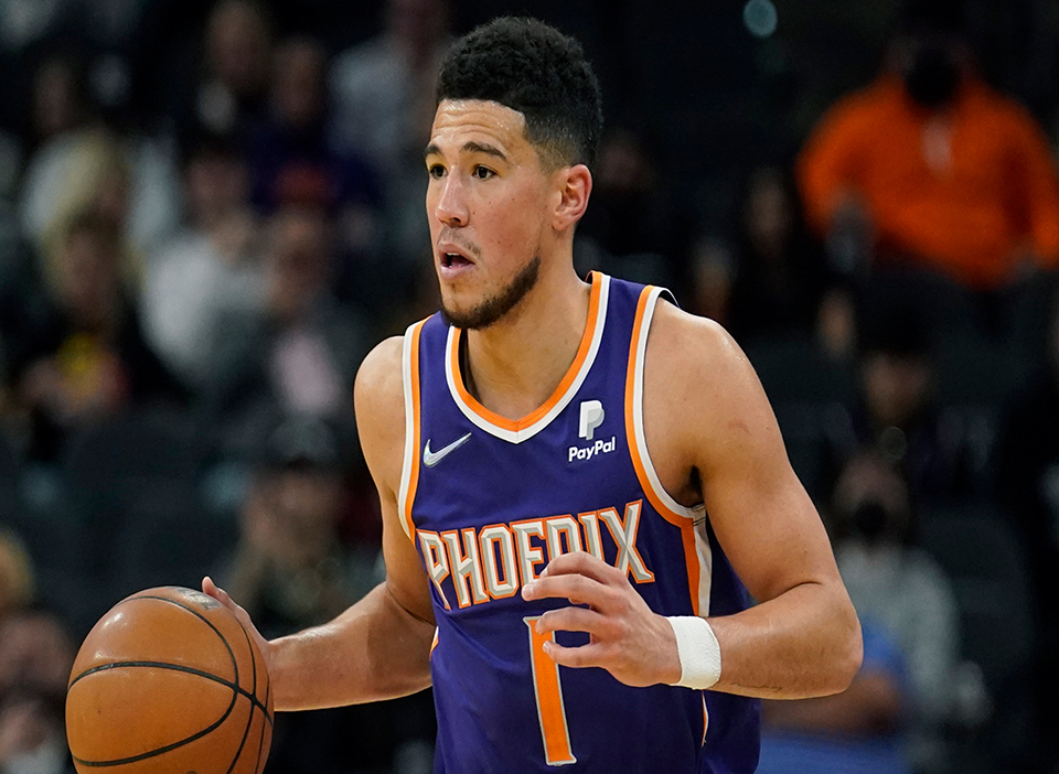 Devin Booker & Suns heavy favorites against Pacers on January 22, 2022.