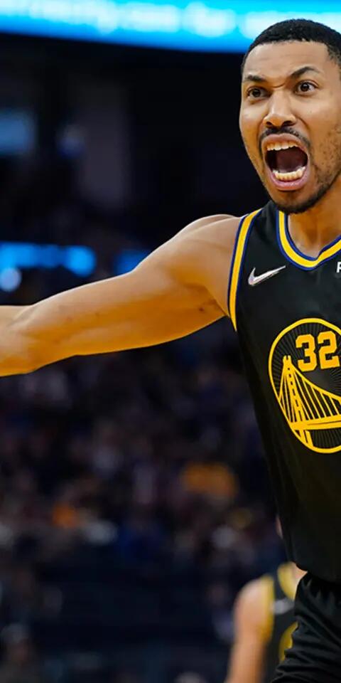 The Golden State Warriors host the Dallas Mavericks on Wednesday night.