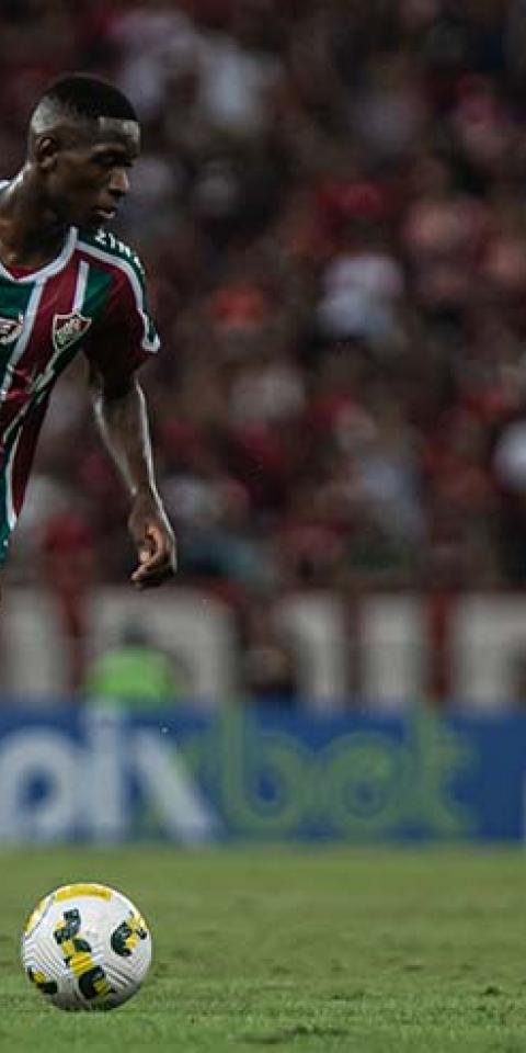 Luis Henrique (Fluminense) em lance de partida pela Série A do Brasileirão