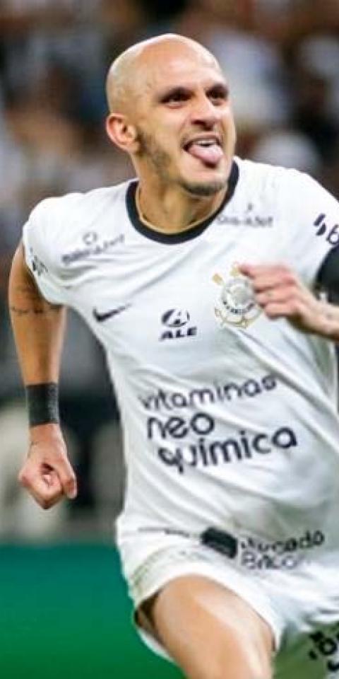 Fábio Santos, do Corinthians, comemora gol marcado pela Série A do Brasileirão