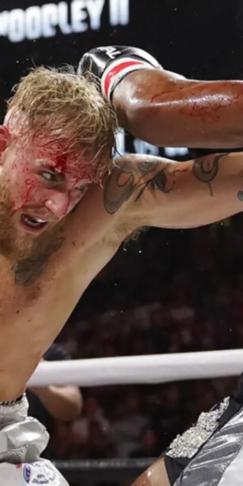Jake Paul conecta un puñetazo sobre Woodley. Cuotas y pronósticos para el Jake Paul Vs Hasim Rahman Jr.