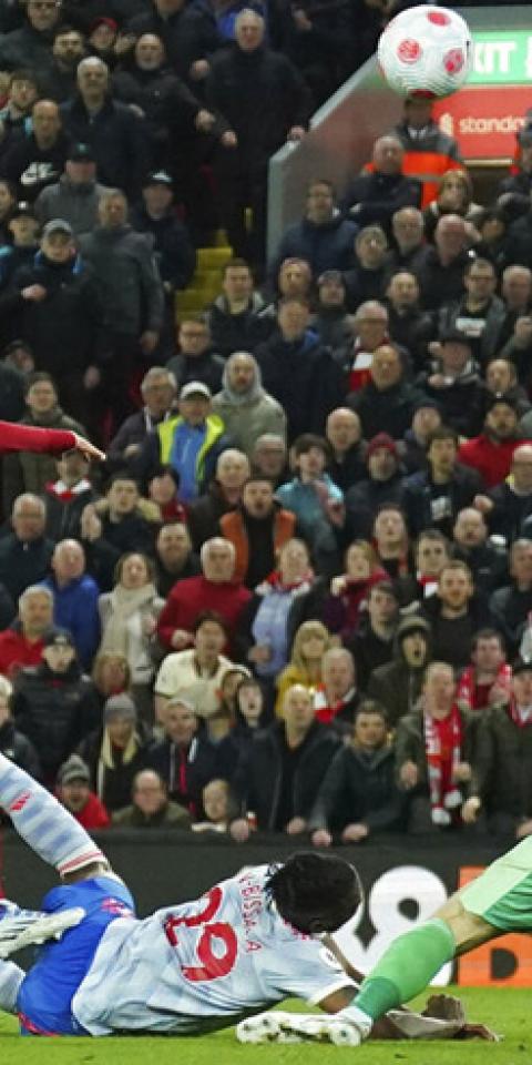 Mohamed Salah remata ante David de Gea. Cuotas y pronósticos del amistoso entre Manchester United Vs Liverpool.