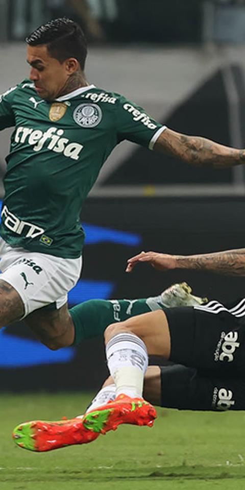 Lance de partida entre Altético-MG e Palmeiras pela Libertadores 2022