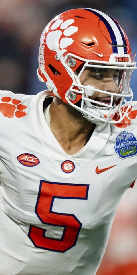 DJ Uiagalelei featured in our 2023 college football transfer portal