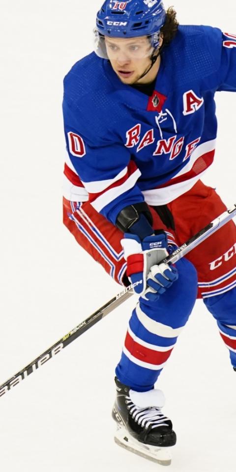 What version of Artemi Panarin shows up against Toronto? Rangers vs Maple Leafs betting preview.