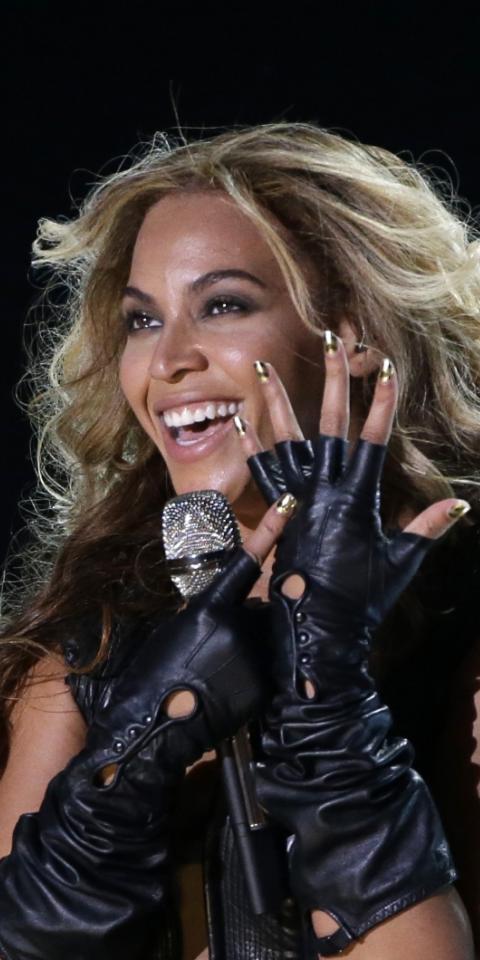 Beyonce featured in our best halftime shows in NFL Super Bowl history