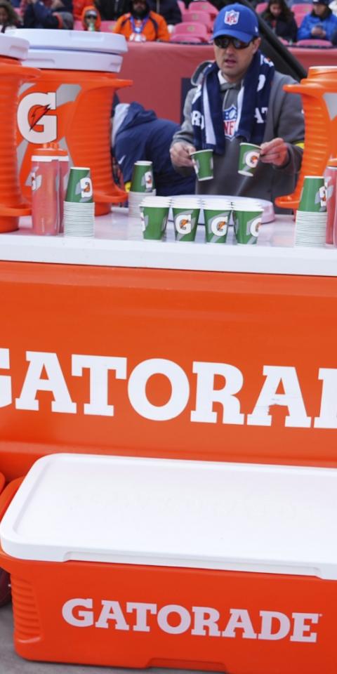 Super Bowl Gatorade color odds with green, orange, red, blue, yellow, purple and clear Gatorade odds for the Super Bowl bath.