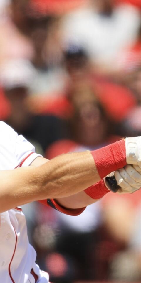 Can McLain go for OVER 1.5 hits today? Reds vs. Red Sox Betting Preview