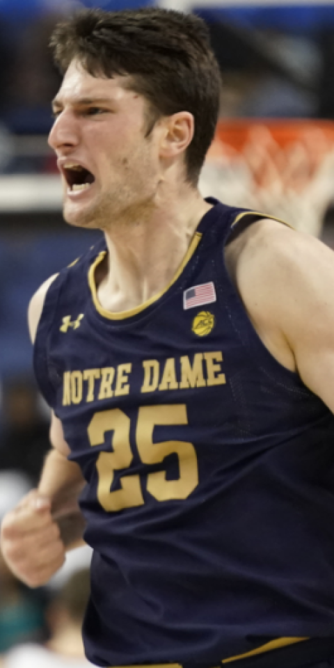 Matt Zona' Fighting Irish are featured in the college basketball weekly preview