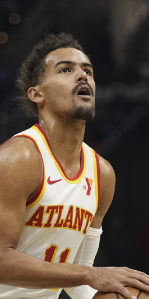 Trae Young Lights Up Spurs