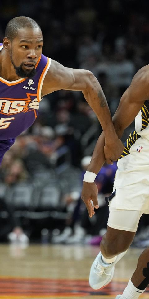 Kevin Durant, Suns battle Pacers