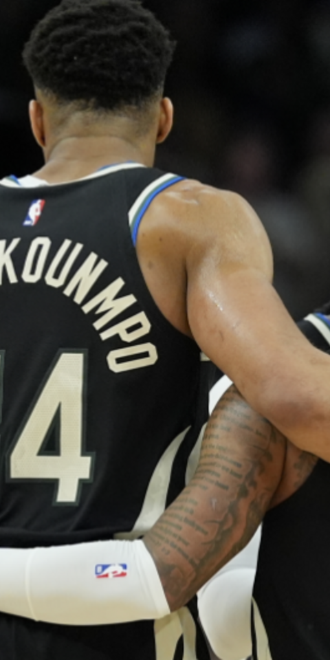 Giannis Antetokounmpo's Bucks are favored in the Knicks vs Bucks odds