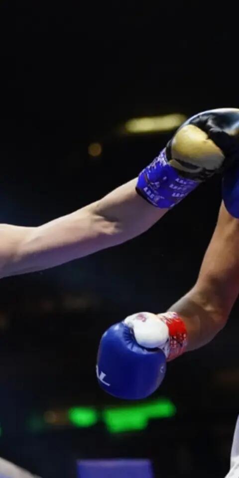 Katie Taylor vs Amanda Serrano