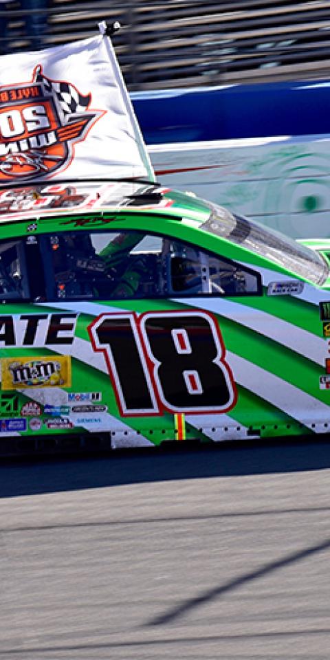 Kyle Busch is the favorite in the Martinsville Speedway odds.