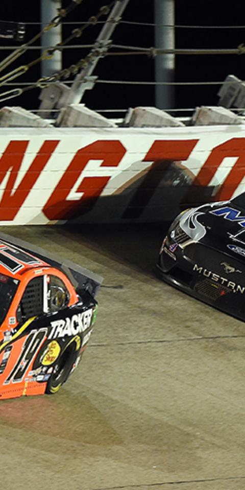 Martin Truex Jr. (left) and Kevin Harvick (right) are co-favorites in the Homestead-Miami Speedway odds.