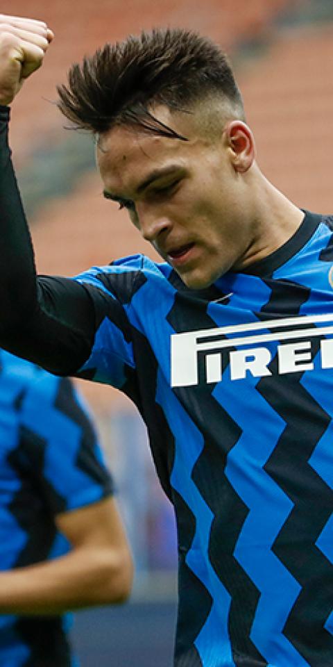 Lautaro Martínez celebra un gol con el Inter antes de enfrentarse a la Juventus