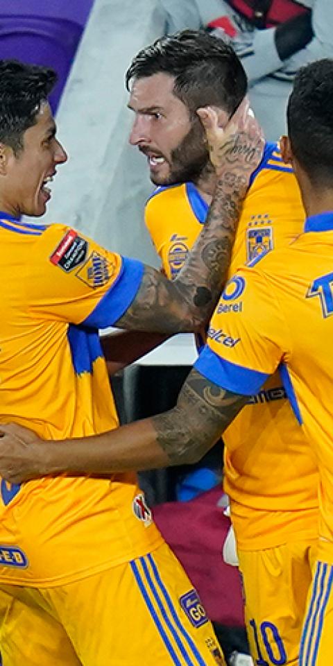 Andre-Pierre Gignac celebra un gol y puede ser clave en el próximo Tigres UANL Vs Ulsan Hyundai.