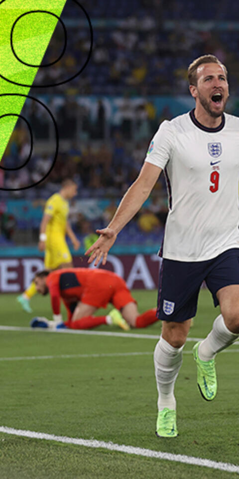 Harry Kane,en el centro, celebra un gol en la Euro 2020. Conoce los pronósticos del Inglaterra vs Dinamarca.