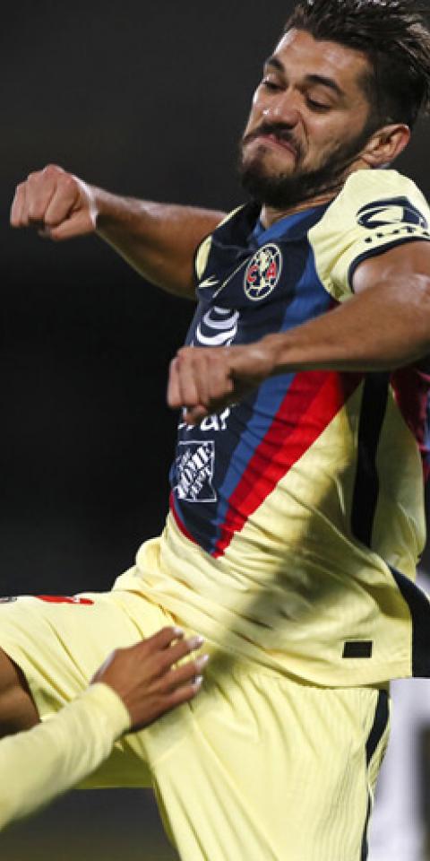 Henry Martín celebra un gol en la imagen. Cuotas de la sexta jornada del Apertura 2021 de la Liga MX