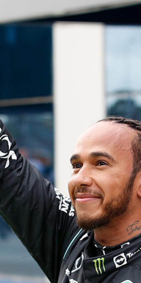 Lewis Hamilton of Great Britain and Mercedes GP the favorite in latest F1 United States Grand Prix Odds.