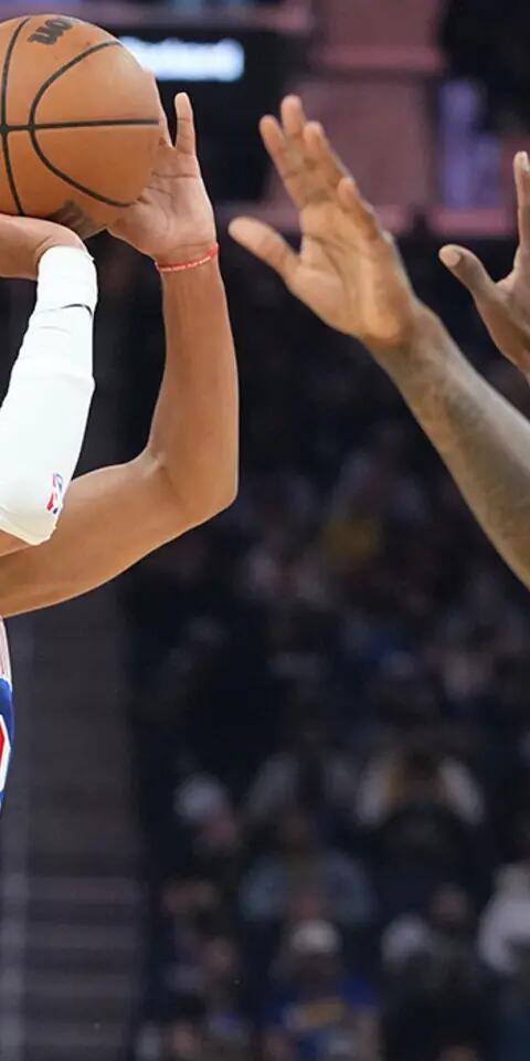 Jordan Poole and the Warriors are big favorites in Sixers-Warriors betting odds Wednesday night.