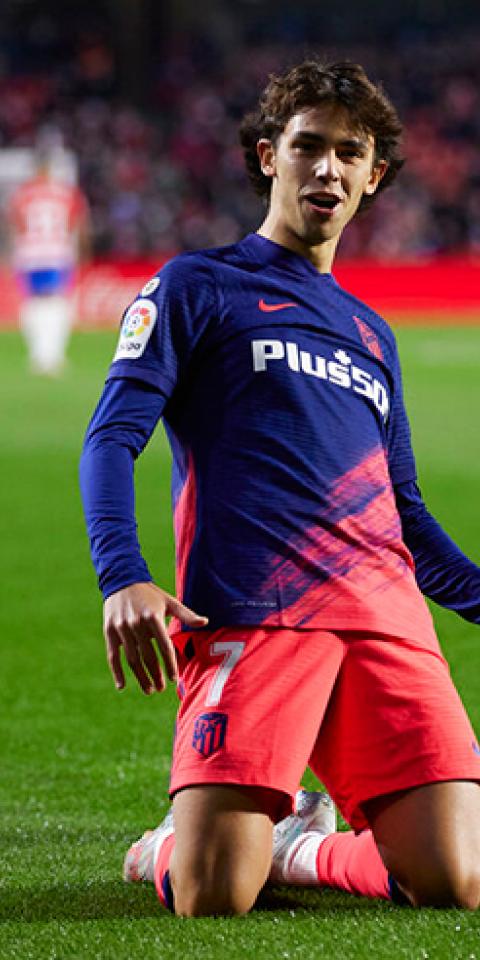 João Félix celebra un gol en LaLiga Santander. Conoce las cuotas y los pronósticos del Villarreal Vs Atlético De Madrid.