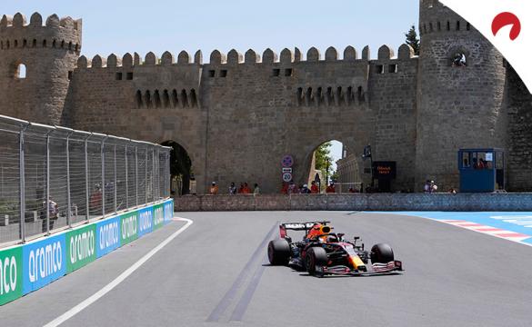Max Verstappen en los entrenamientos de Bakú, máximo candidato para ganar el GP de Azerbaiyán 2021 de la F1